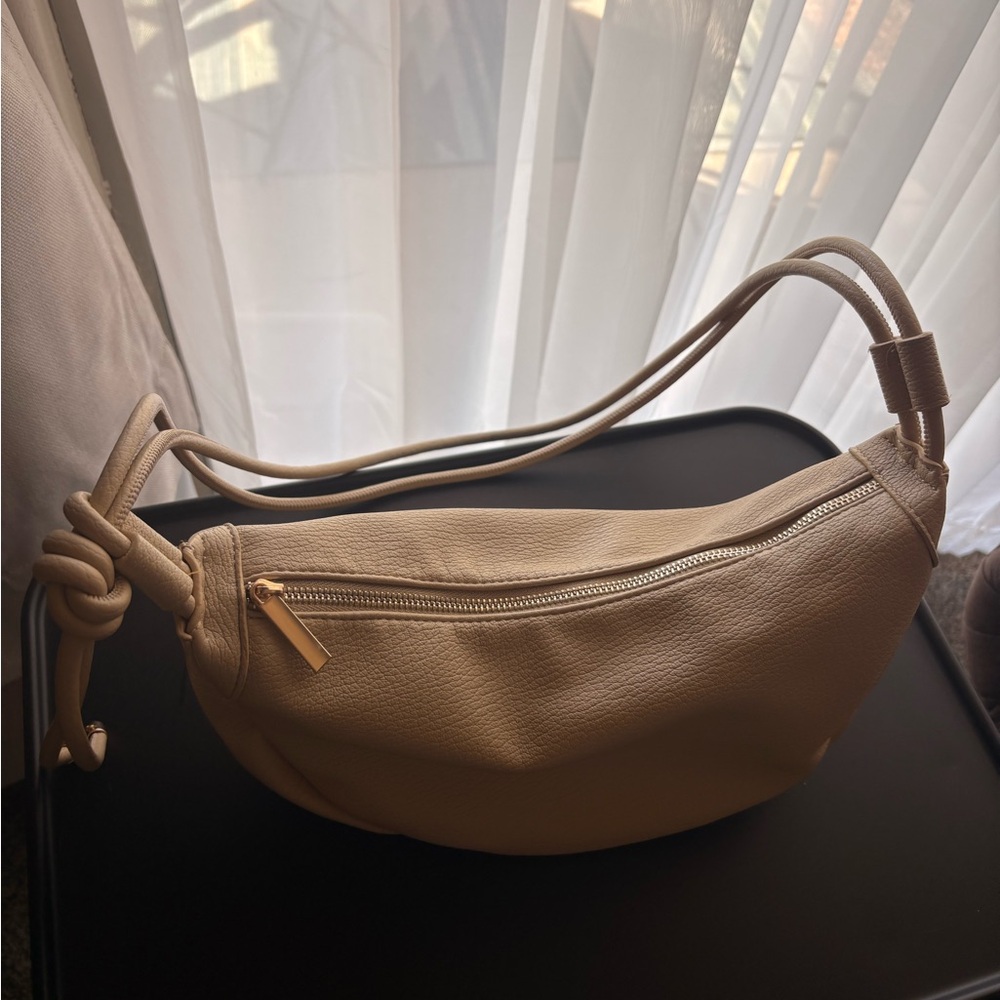 Tan Anthro Purse